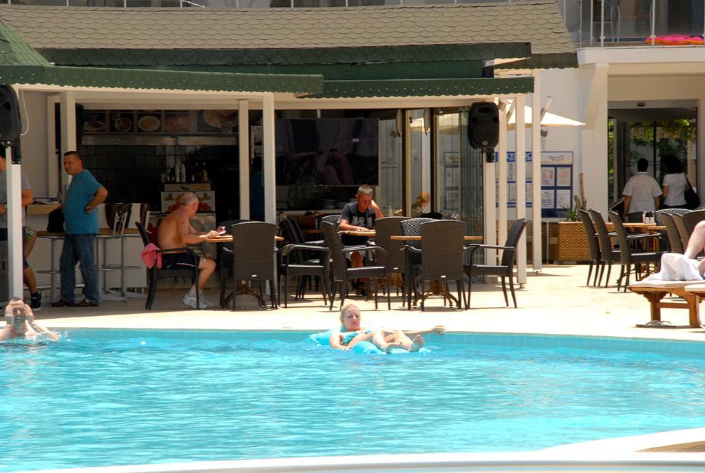 Costa Queen Suites Gümbet Εξωτερικό φωτογραφία